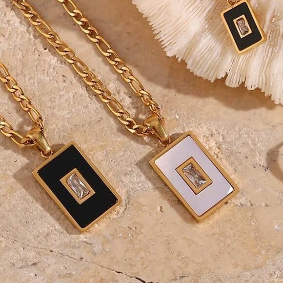 White Shell Vintage Rectangle Acrylic Zircon Pendant Necklace 18K Gold Plated - Picture 8 of 8